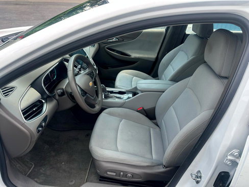 Used 2016 Chevrolet Malibu LT image 11