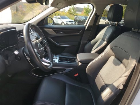Used 2021 Jaguar F-PACE S image 7