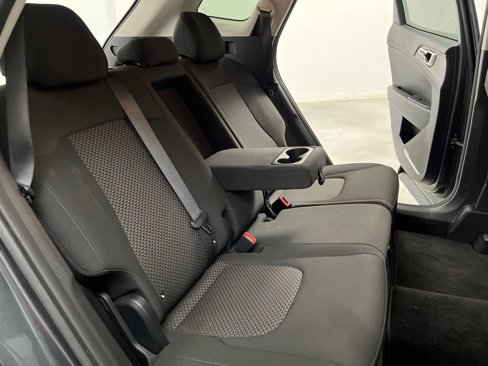 Used 2024 Kia Sportage LX image 17