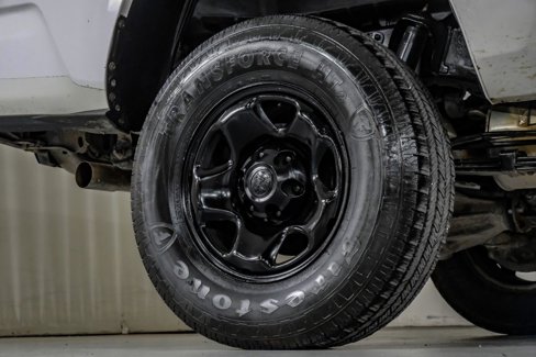 Used 2018 Toyota Tacoma SR image 44