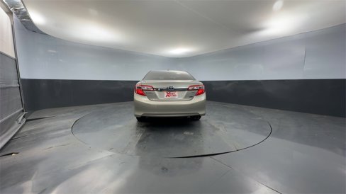 Used 2013 Toyota Camry XLE image 8