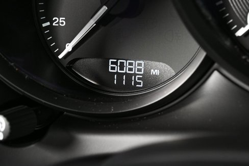 Used 2025 Porsche Macan image 12