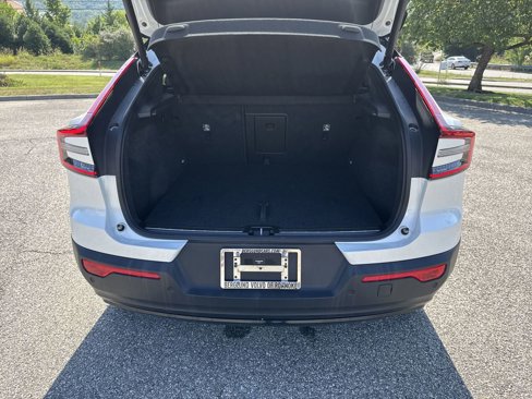 Certified 2022 Volvo C40 P8 Recharge Ultimate image 12