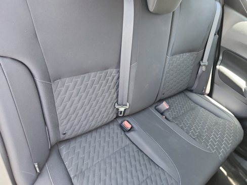 Used 2022 Nissan Kicks SV image 18