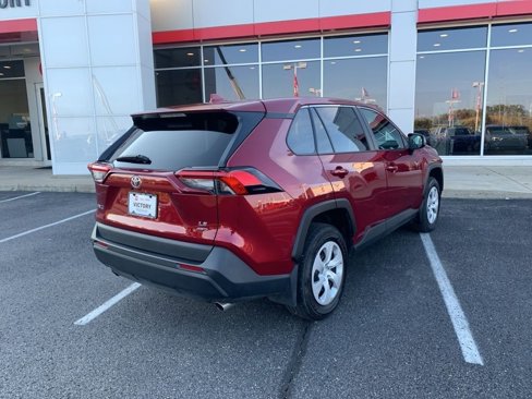 Used 2024 Toyota RAV4 LE image 4