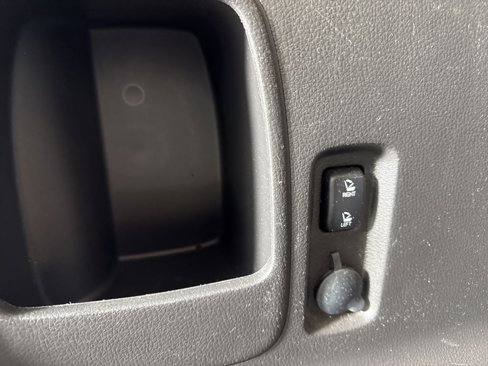Used 2014 Ford Edge SEL image 30