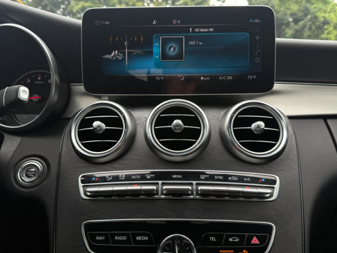 Used 2019 Mercedes-Benz C 300 Sedan w/ AMG Line image 20