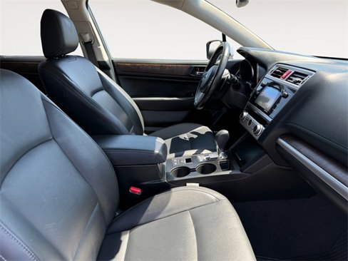Used 2015 Subaru Outback 2.5i Limited image 15