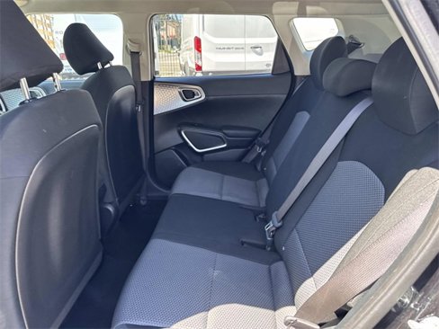 Used 2023 Kia Soul LX w/ LX Technology Package image 15