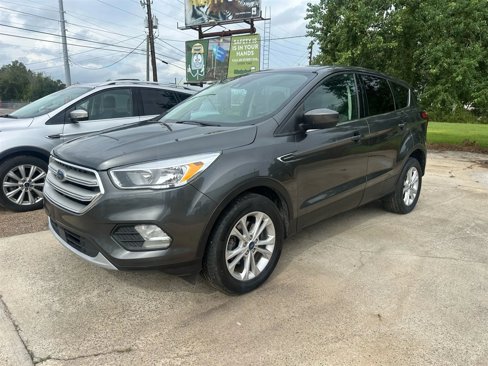 Used 2019 Ford Escape SE image 5
