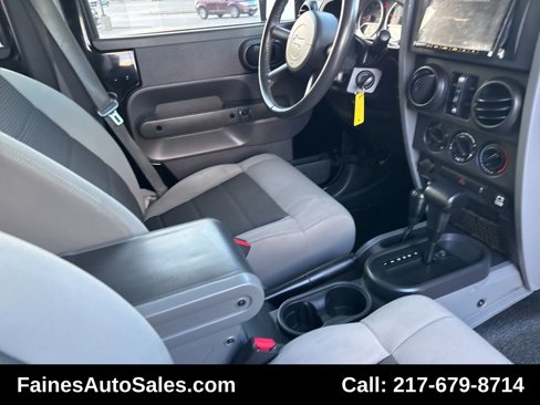 Used 2010 Jeep Wrangler Unlimited Sport image 84