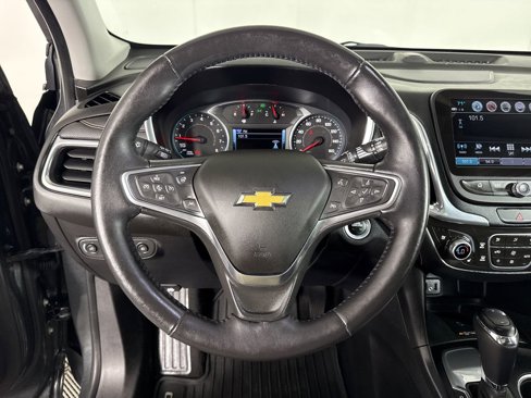 Used 2018 Chevrolet Equinox Premier image 23