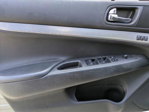 Used 2013 INFINITI G37 x image 10