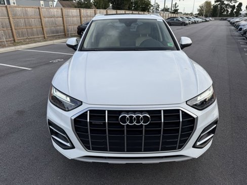 Used 2024 Audi Q5 2.0T Premium w/ Convenience Package image 5