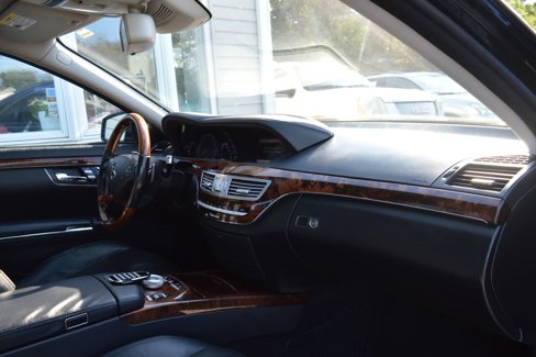Used 2010 Mercedes-Benz S 550 4MATIC image 31