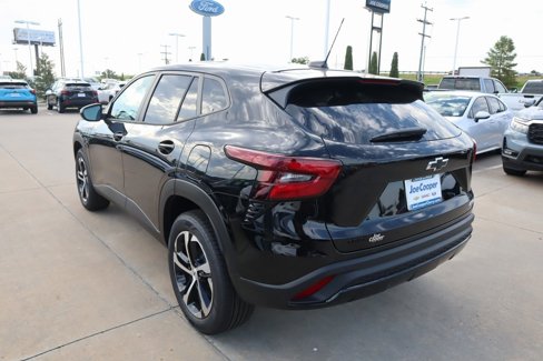 New 2025 Chevrolet Trax RS w/ Sunroof Package image 21