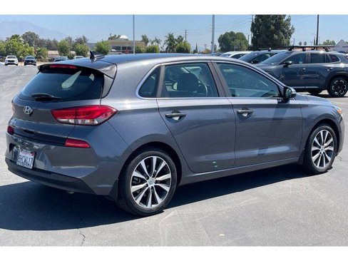 Used 2018 Hyundai Elantra GT w/ Tech Package 03 image 7