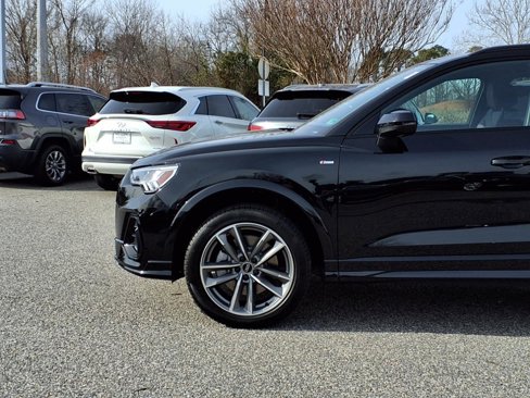 New 2025 Audi Q3 2.0T Premium image 4