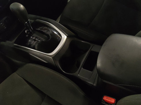 Used 2016 Nissan Rogue SV image 26