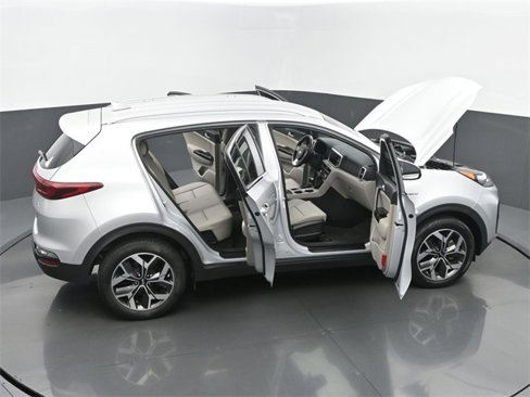 Used 2020 Kia Sportage EX image 65