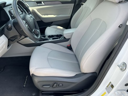 Used 2015 Hyundai Sonata Sport image 14