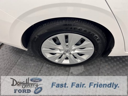 Used 2024 Nissan Sentra S image 14