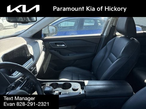 Used 2021 Nissan Rogue SL w/ Premium Package image 5