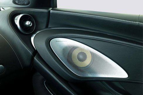 Used 2020 McLaren GT image 32