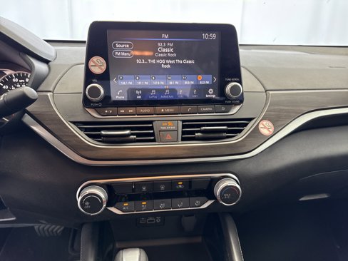 Used 2023 Nissan Altima 2.5 SV image 11