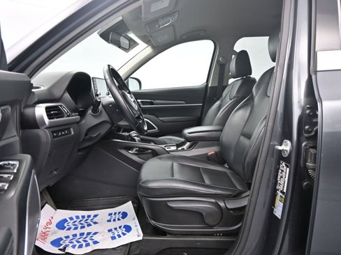 Used 2021 Kia Telluride LX image 14