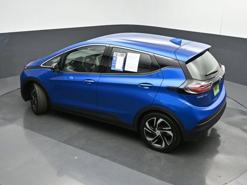Used 2023 Chevrolet Bolt LT w/ Infotainment Package image 36