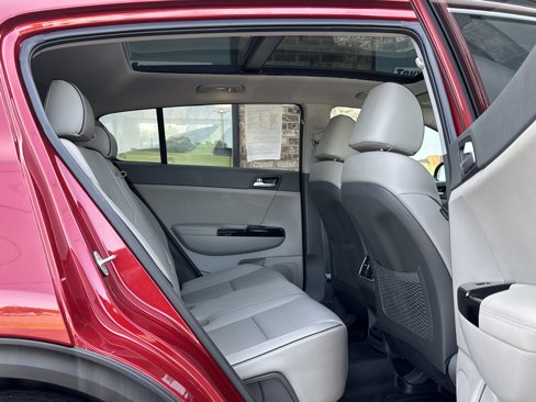 Used 2019 Kia Sportage EX w/ EX Premium Package image 12