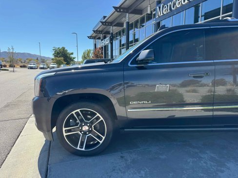 Used 2016 GMC Yukon Denali w/ Open Road Package image 2