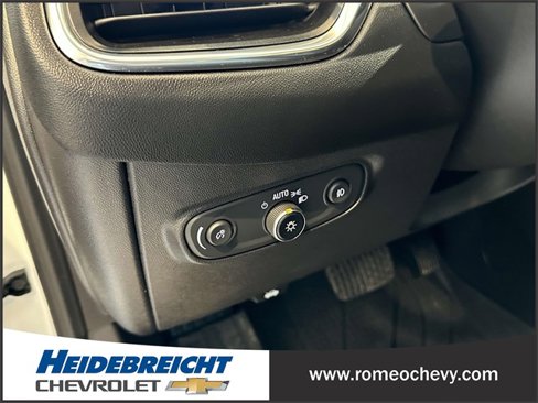 Used 2022 Chevrolet Equinox Premier image 22