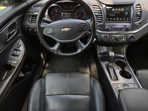 Used 2016 Chevrolet Impala LT image 16