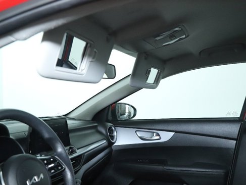 Used 2023 Kia Forte LXS w/ LXS Technology Package image 19