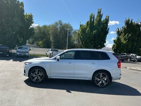Used 2017 Volvo XC90 T8 R-Design w/ Vision Package image 7