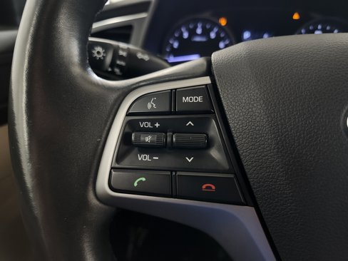 Used 2017 Hyundai Elantra Value Edition image 12