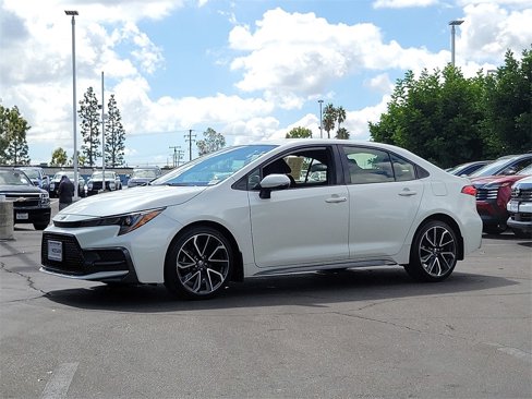Used 2020 Toyota Corolla SE image 29
