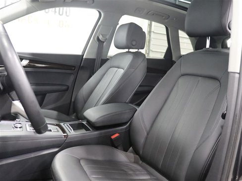 Used 2018 Audi Q5 2.0T Premium Plus w/ Premium Plus Package image 9