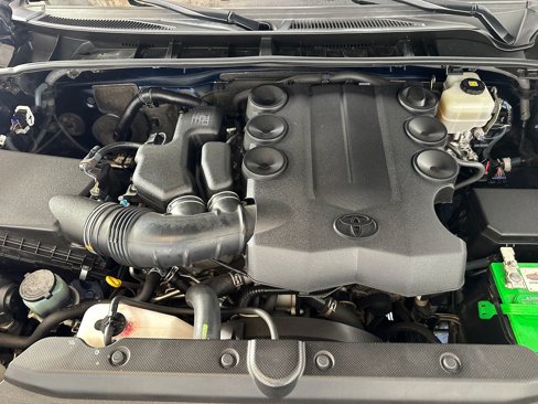 Used 2017 Toyota 4Runner SR5 Premium image 32