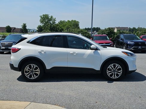 Used 2021 Ford Escape SEL image 6
