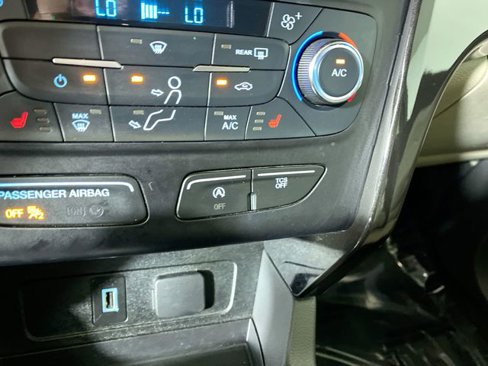 Used 2017 Ford Escape Titanium image 15