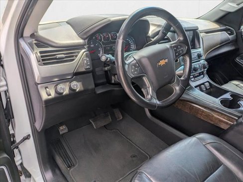 Used 2019 Chevrolet Tahoe LT image 9