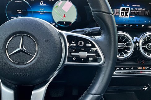 Used 2022 Mercedes-Benz GLB 250 image 12