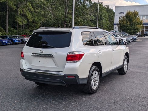 Used 2011 Toyota Highlander 2WD image 5