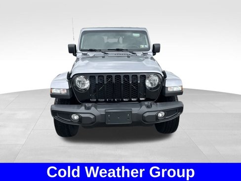 Used 2021 Jeep Gladiator Willys image 7