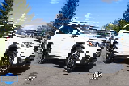 Used 2022 Subaru Crosstrek 2.0i Premium image 2