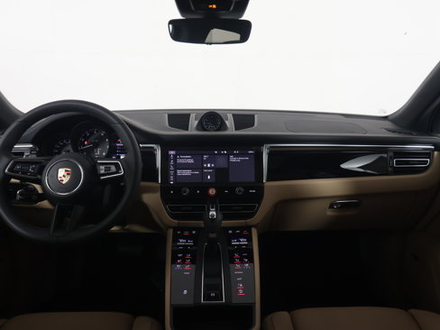 New 2025 Porsche Macan image 13