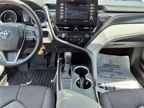 Used 2023 Toyota Camry LE image 14